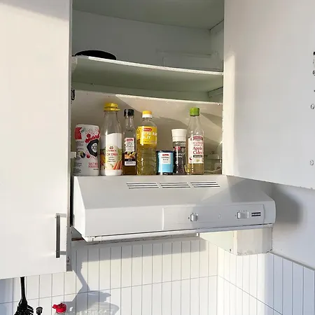Le Petit Sommelier - 1 Bedroom, Near Metro, Garden View Helsinki Exterior photo