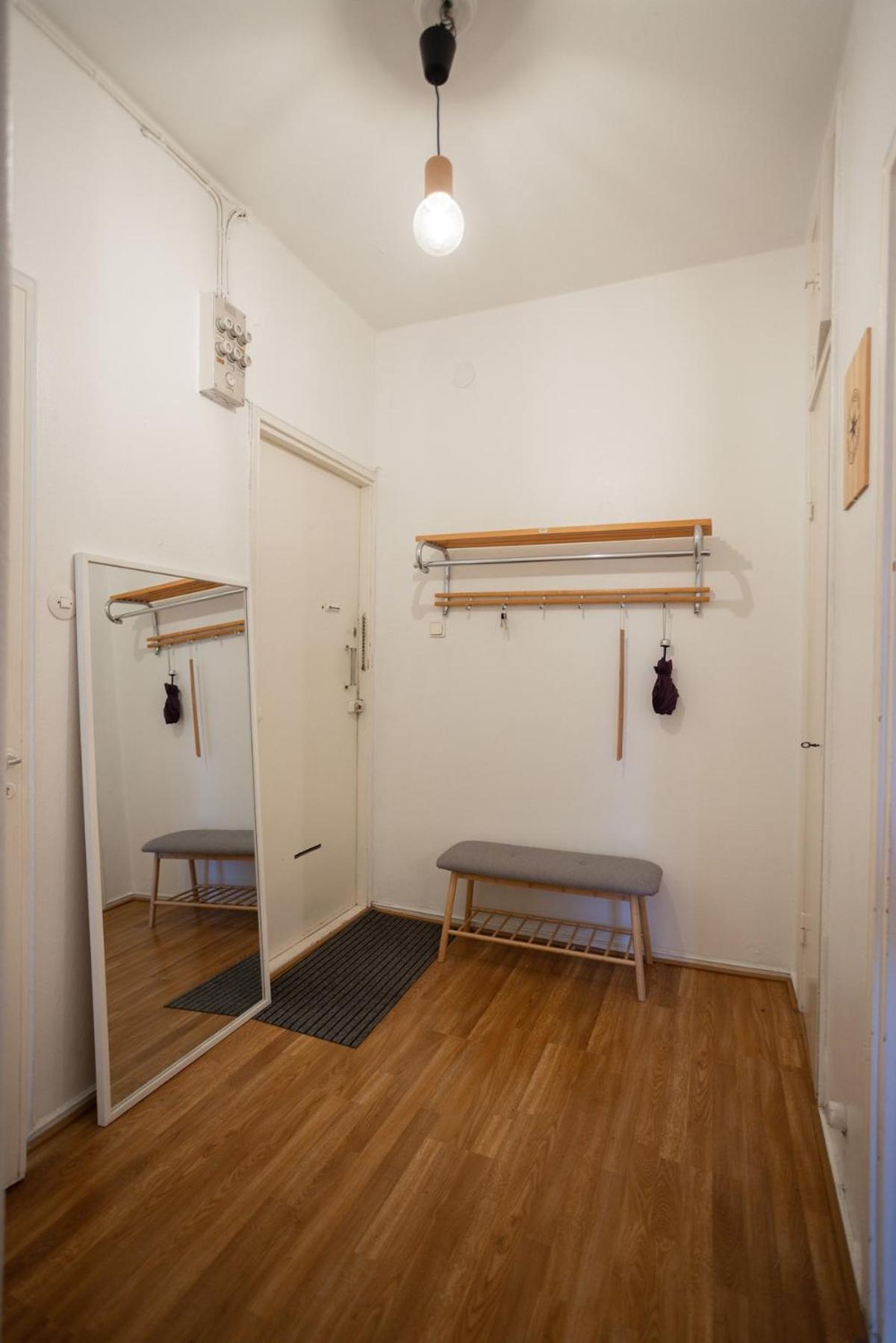 Le Petit Sommelier - 1 Bedroom, Near Metro, Garden View *